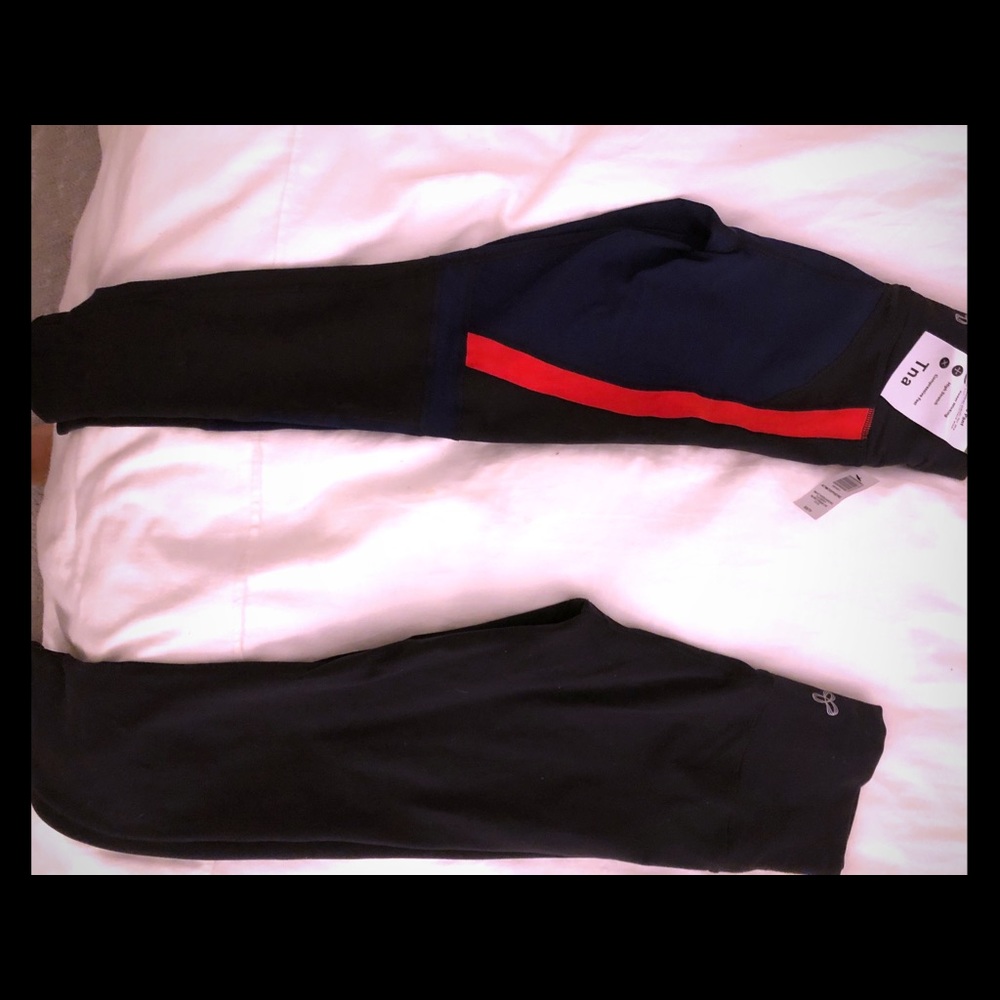 TNA Aritiza leggings!